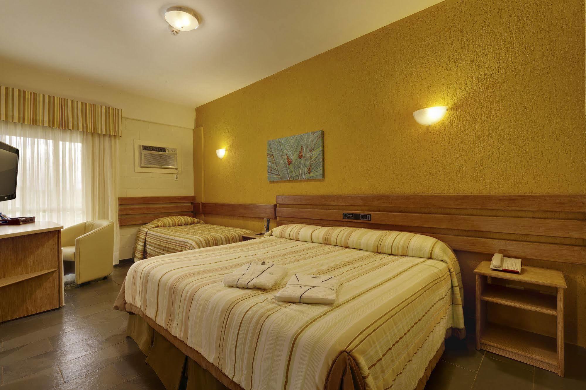 Capivari Ecoresort 4*